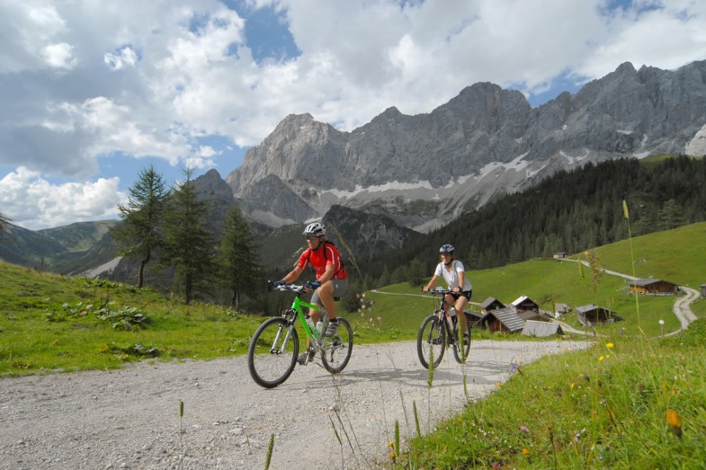 Radfahrer in Ramsau, © Schladming-Dachstein, C. Höflehner