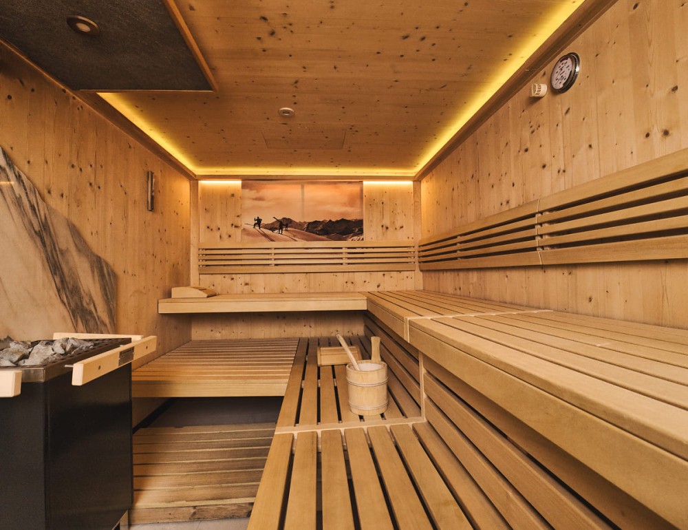 Sauna im Wellnessbereich &ndash; ruhig entspannen und neue Energie tanken